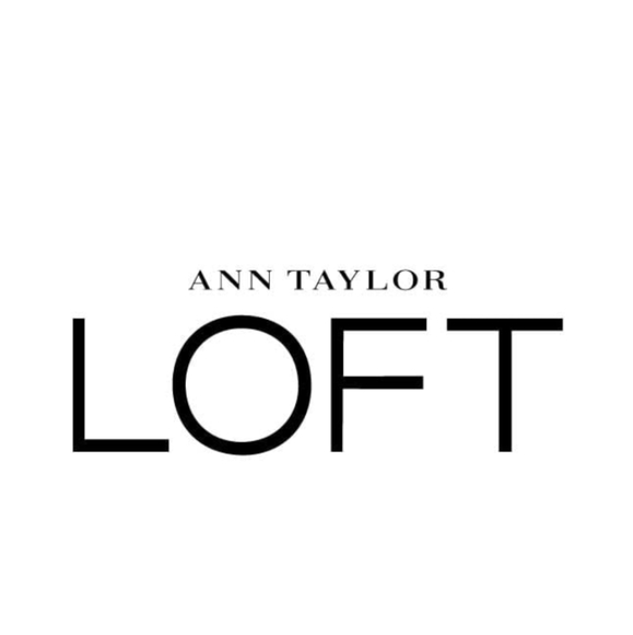 SALE - 5 Pounds Resell/Wholesale/Consignment Women's Clothing Items - Picture 4 of 7